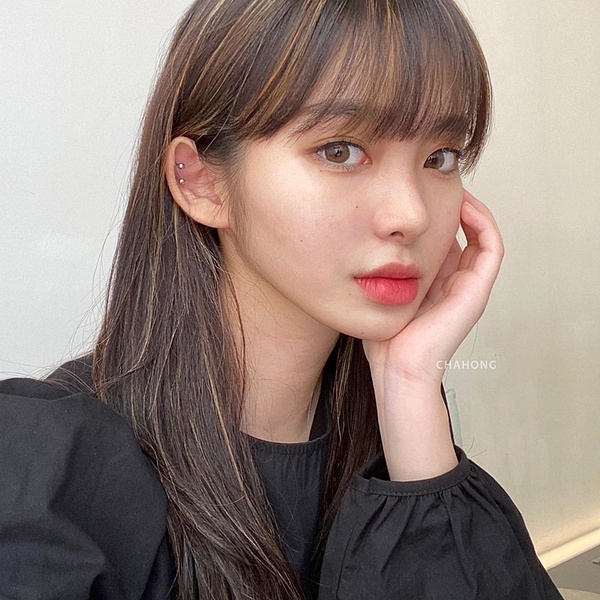 2020韓國大勢「PAGE COLOR」髮色推薦！絕美奶茶棕、木棕色挑染範本，巨顯白仙氣爆增