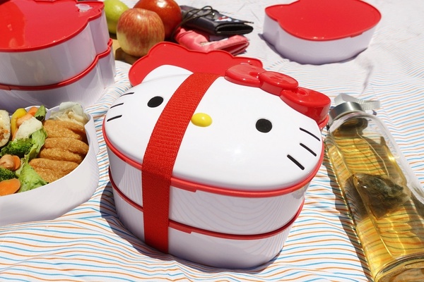 HELLO KITTY 造型便當盒-紅(8/22上市)/699元