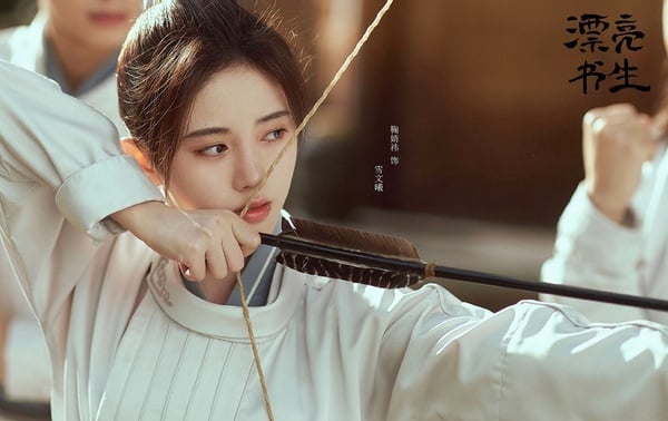 微博評選古裝網劇十大女神2:鞠婧禕《芸汐傳》、《新白娘子傳奇》、《漂亮書生》