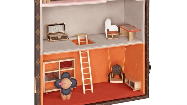 LV極致奢華「玩具娃娃屋」登場!滿版經典老花製成微型傢俱,根本是史上最高級玩具屋~