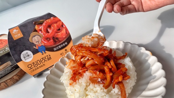 全家便利商店「江原道醃製魷魚」鹹香微辣超下飯