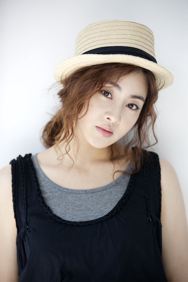 姜素拉要結婚了！姜素拉是玄彬前女友、主演《未生》知名度大開，29日正式成為人妻！