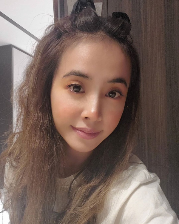 蔡依林愛用眼影盤公開！呸姐迷上橘色系＆亮亮眼影盤，這幾款也能複製蔡依林的性感氣場