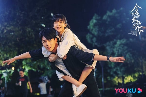 10對陸劇「青梅竹馬」！《以家人之名》偽兄妹情、《如此可愛的我們》歡喜冤家都好甜~