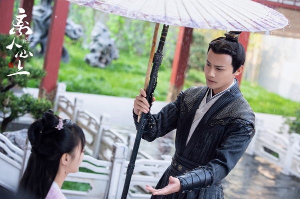 熱播甜寵劇古裝男神1:鄭業成 飾演《離人心上》薛曜