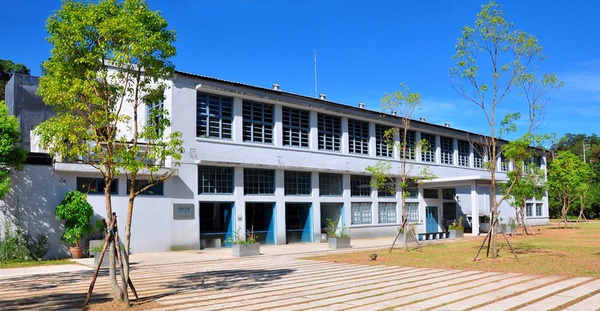 全台文青打卡點！花磚博物館、老茶廠、光復新村，周末就來場復古景點懷舊之旅吧！