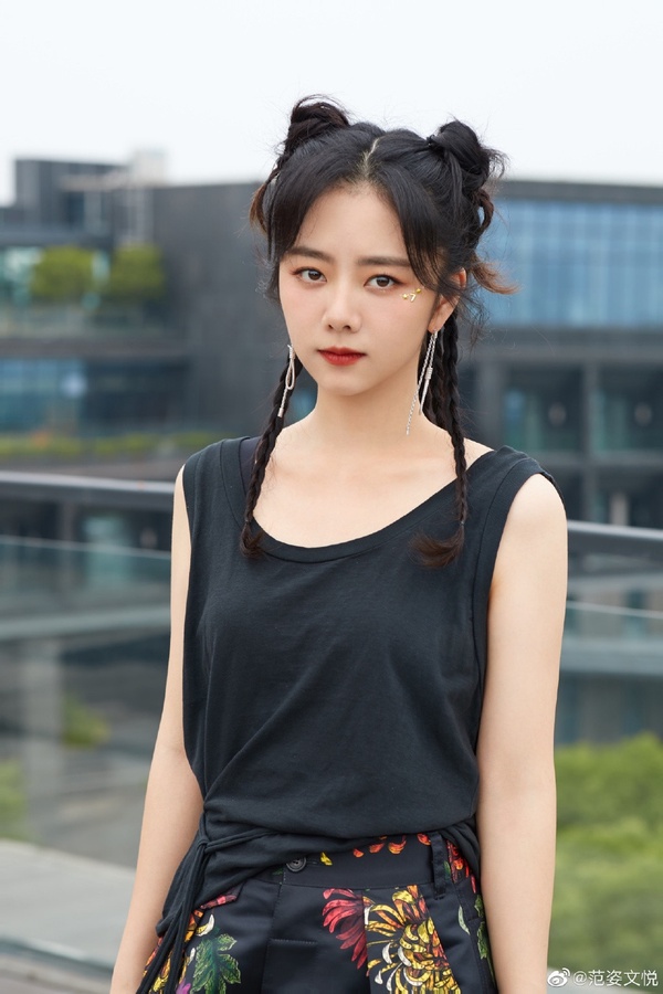 譚松韻《以家人之名》甜萌感關鍵在珊瑚唇色！李尖尖同款「少女色」唇膏推薦！