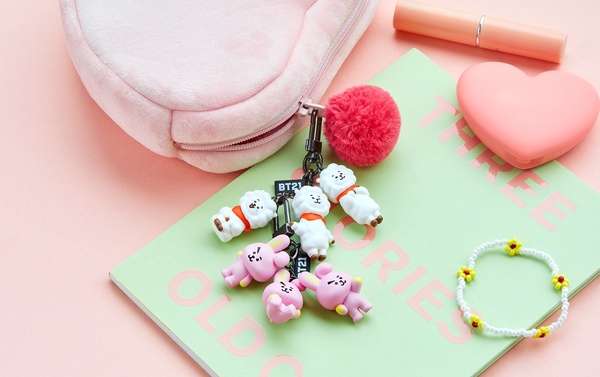 「BT21珍珠奶茶吊飾」22,000韓元(約NT$550)