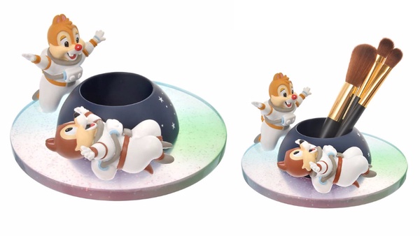 日本迪士尼 x Witch’s Pouch「宇宙遊樂園彩妝」夢幻登場！米奇穿上太空裝太可愛啦～