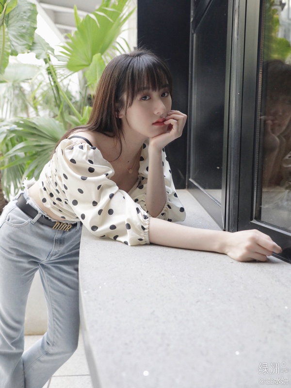 《琉璃》女主時裝比古裝美!袁冰妍穿搭5技巧