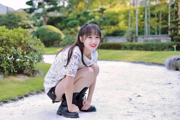 《琉璃》袁冰妍時裝比古裝美！袁冰妍穿搭5技巧，複製《琉璃》女主的甜美耐看氣質！