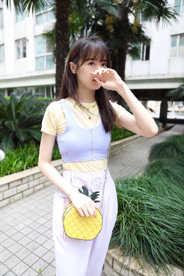 《琉璃》女主時裝比古裝美!袁冰妍穿搭5技巧