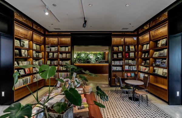 台北最美森林書店「森大青鳥」開幕！全台5大森林系書店，帶你沉浸在書香與森林浴裡
