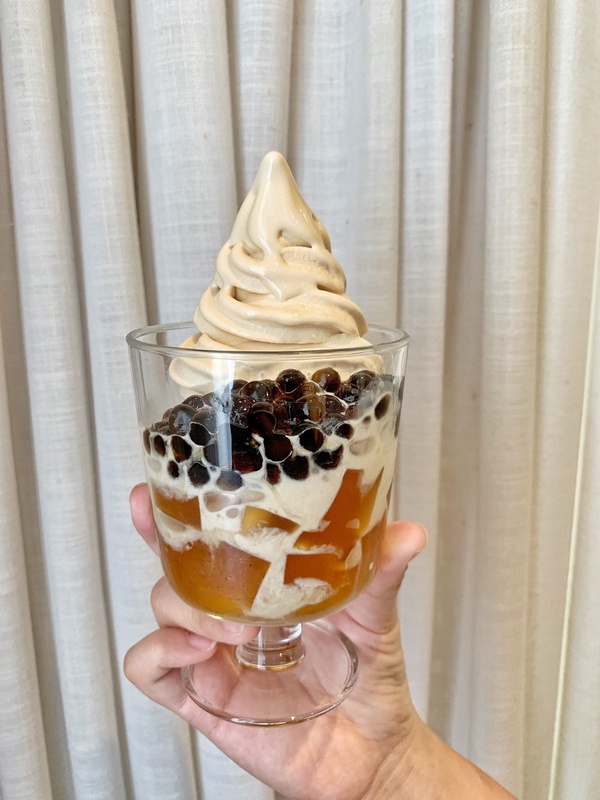 最時尚的台菜在這裡！台中「做茶菜」新開幕，牛肉捲餅、鹹酥雞，還吃得到紅白炸湯圓！