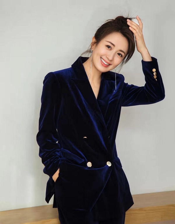 《以家人之名》9女演員私服公開！唐燦淡妝反差，小橙子意外甜美，杜鵑學姐全劇第一美