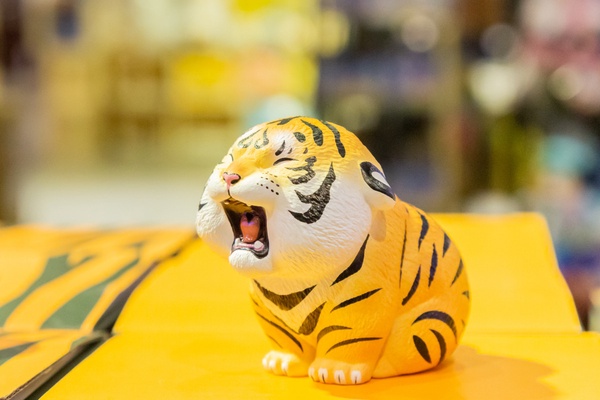 萌寵來襲!三創生活週年慶「HANSA PARK」擬真動物、哈玩具展,還有必買猛虎下山公仔!