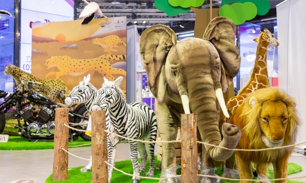 萌寵來襲!三創生活週年慶「HANSA PARK」擬真動物、哈玩具展,還有必買猛虎下山公仔!