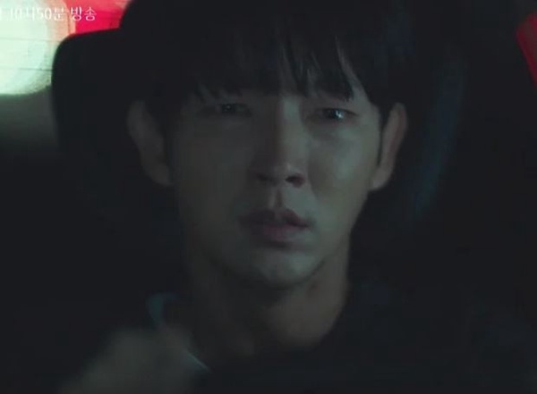 李準基《惡之花》演技太瘋狂！李準基眼珠都是戲，「卡卡的」哭戲，演活賢收第一次落淚