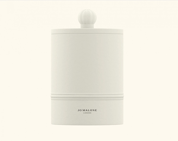 Jo Malone 居室香氛蠟燭：炭香與火屑香氣
