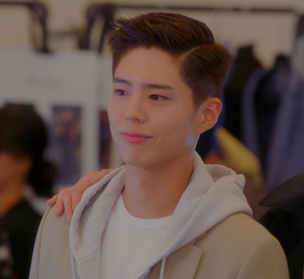 Netflix《青春紀錄》朴寶劍&朴素淡演活「迷妹見到愛豆的反應」!