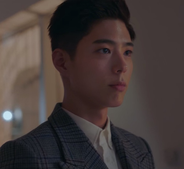 Netflix《青春紀錄》朴寶劍&朴素淡心動初遇!朴素淡迷妹身分要被發現了嗎?