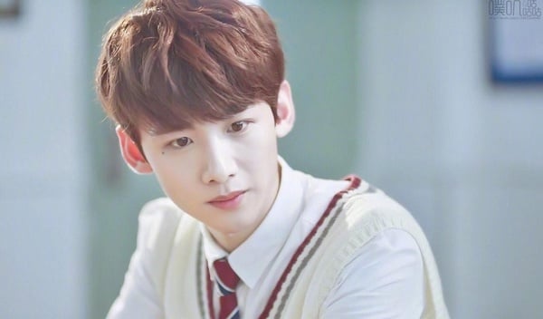 陸劇10位男星穿校服！《以家人之名》宋威龍、羅雲熙、丁禹兮都是頂級校園男神