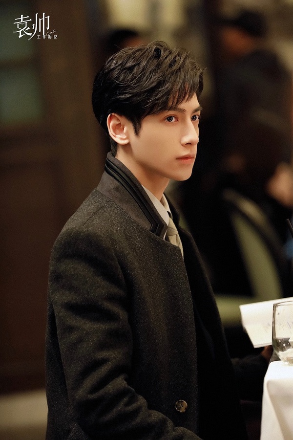 九月熱播陸劇男主9:羅雲熙 飾演《半是蜜糖半是傷》袁帥