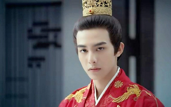盤點10位古裝劇「紅衣美男」！《琉璃》成毅妖化紅衣帥炸，肖戰、許凱穿紅衣都仙氣滿滿
