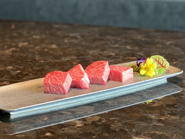 中秋就是要烤肉！乾杯集團推「中秋烤肉套餐」，和牛、伊比利豬讓你吃到過癮！