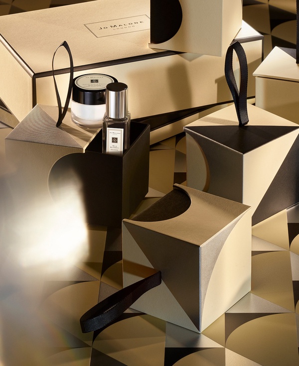 Jo Malone 2020聖誕系列搶先看！英國梨與小蒼蘭套組華麗，限定聖誕新香換上珠寶瓶身！