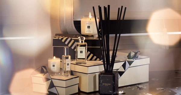 Jo Malone 2020聖誕系列搶先看！英國梨與小蒼蘭套組華麗，限定聖誕新香換上珠寶瓶身！
