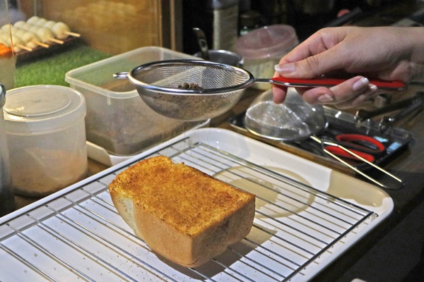 糰子加厚片吐司！高雄美食「厚厚一片」療癒造型，超厚切的吐司太罪惡啦
