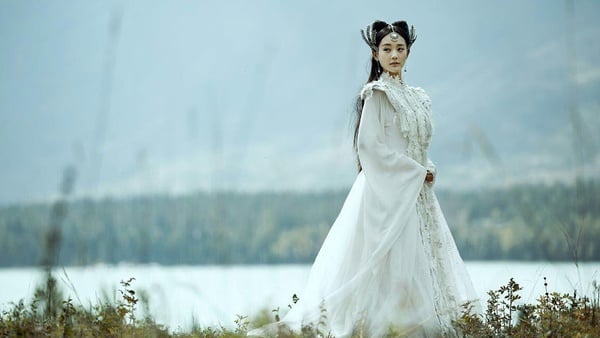 待播古裝劇「顏值不輸女主」的女配8:李一桐 飾演《朝歌》胡仙兒