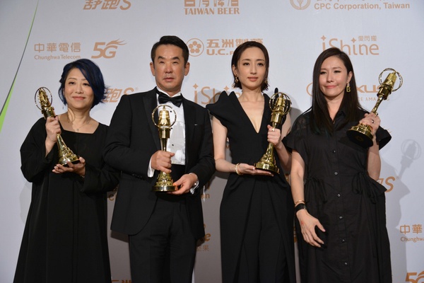 2020金鐘55／《想見你》成大贏家！紅到韓國粉絲追直播，苦等許光漢&柯佳嬿領獎結果！