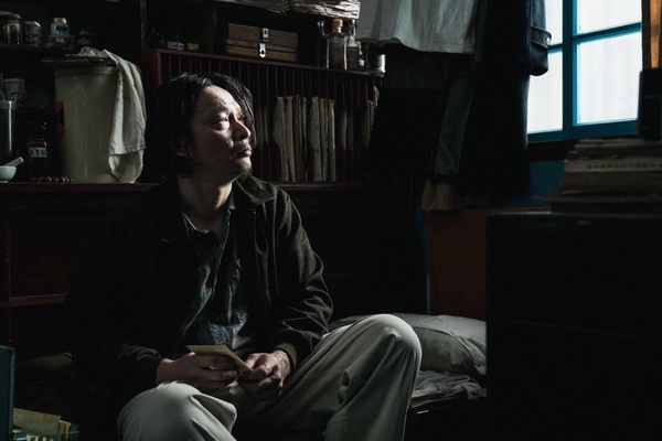影集版《返校》12月上檔!翠華中學三十年後故事再啟,金鐘視帝姚淳耀上演師生戀輪迴