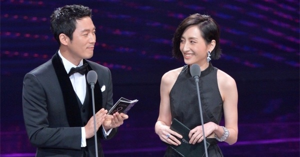 關於「金鐘視后」柯佳嬿的7件事!18歲曾結婚2年,成為演員前還曾任教於幼稚園