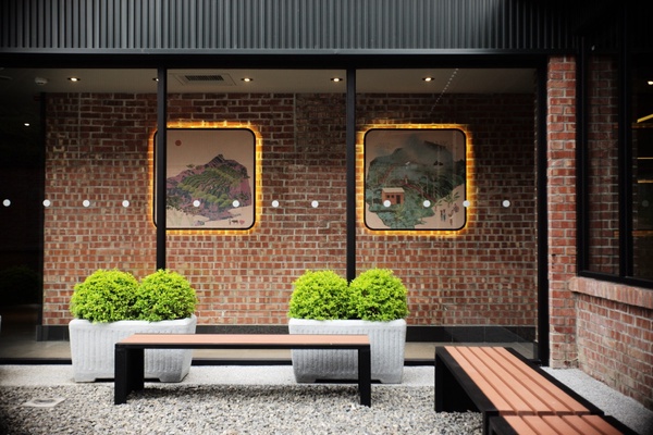 全台星巴克6間最新特色門市,紅磚小屋、傳統菸樓必拍,還有各門市首賣特色商品!