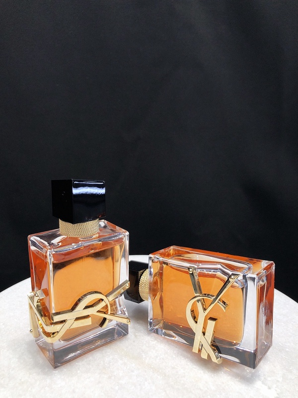 2020初秋「白花麝香調」香水最迷人！GUCCI Bloom蜂蜜黃瓶仙氣滿滿，這支奶酪香超特別