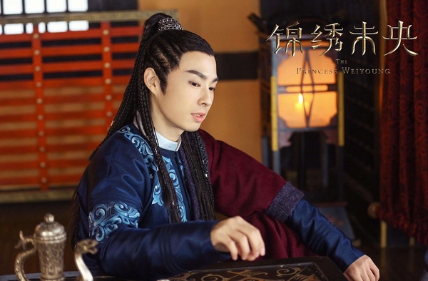 網評10個穿古裝超難看的男星！丁禹兮、張新成都被嫌棄，他還被笑馬臉最慘