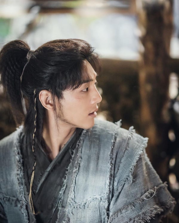 金所泫、金志洙二度合作《月升之江》！金所炫化身殺手公主，姜河那竟然演爸爸！