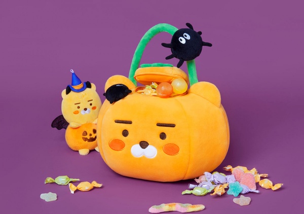 Kakao Friends推出全新「萬聖節系列」！萊恩化身呆萌南瓜，還有超應景萊恩糖果桶～