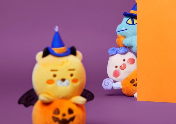 Kakao Friends推出全新「萬聖節系列」！萊恩化身呆萌南瓜，還有超應景萊恩糖果桶～