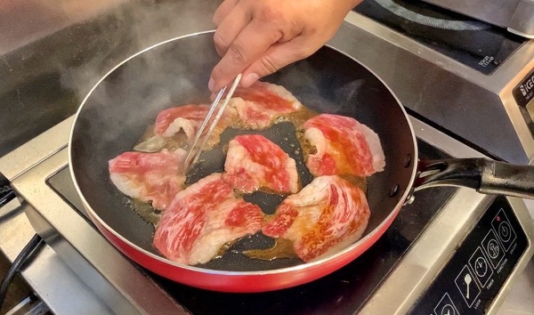金子半之助X老乾杯聯手推「日本和牛雙饗丼」,頂級美味一次吃