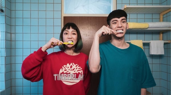 《怪胎》10句經典台詞：「如果你也喜歡我的話，大家就不要浪費時間搞曖昧。」