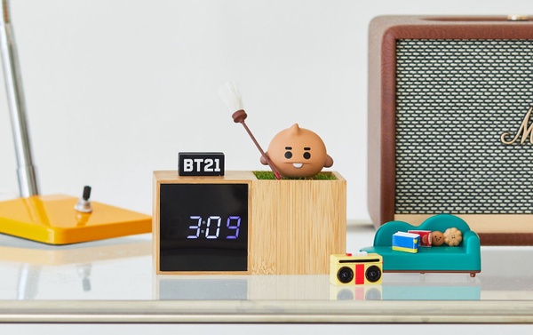 「BT21數位時鐘」可愛登場!超質感木質底座+超萌BT21公仔,還能顯示日期及溫度~