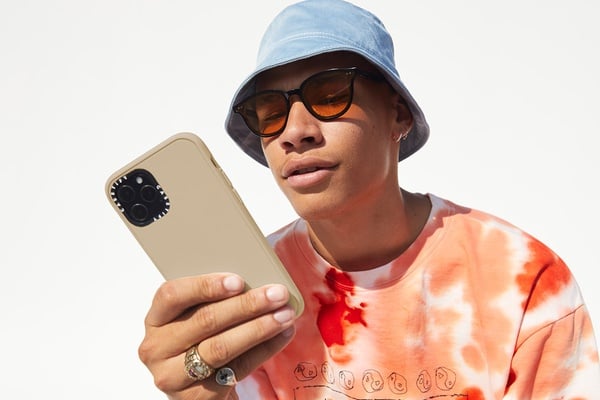 iPhone也要換新衣!CASETiFY iPhone12全新系列手機殼,首推抗菌功能、防摔再升級