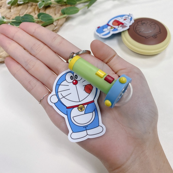 哆啦A夢「縮小燈」變icash！會發亮的迷你縮小燈造型，就在這天搶先開賣