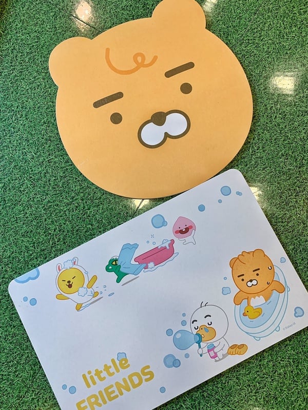 Kakao粉集合！全家推Kakao集點加價購，超萌萊恩拖鞋、面紙套、7款角色小盤絕對要收！