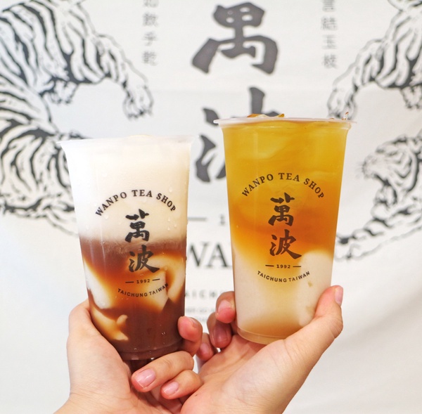 萬波超美新品「杏花雨露」！滑嫩手工杏仁凍＆清澈茶湯，餘韻的杏仁香氣太滿足啦～