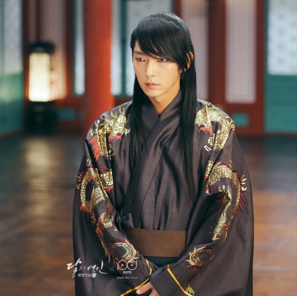 2020韓劇最適合古裝的男演員TOP3：李準基